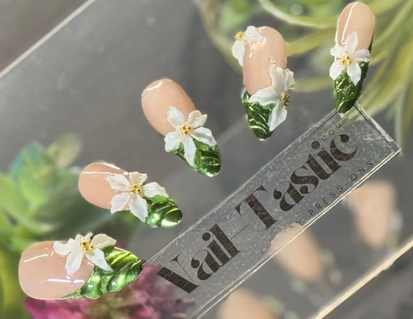 🌿 Emerald Garden Blooms 3D press-ons